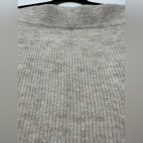 Leith Oatmeal light weight Pencil Skirt - Picture 7 of 10